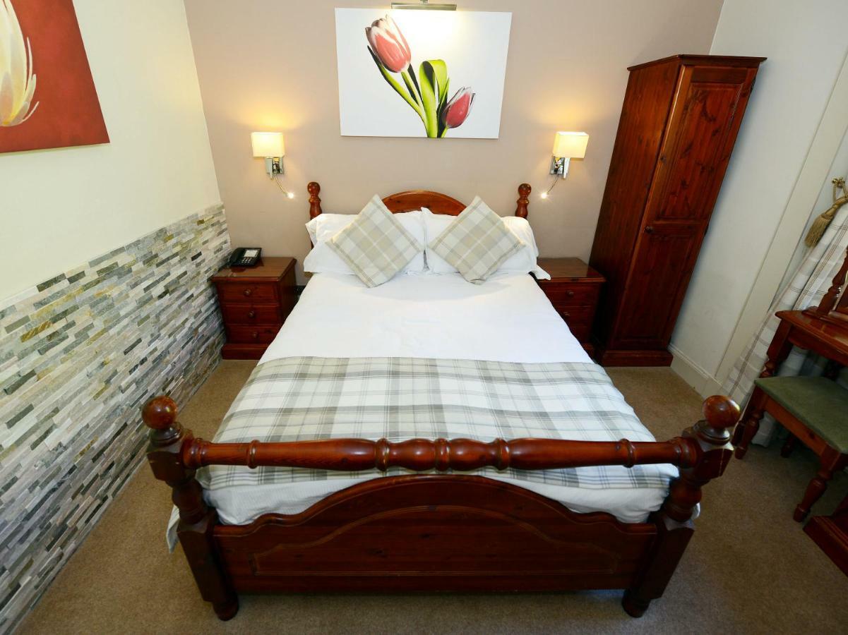 Ardlui Hotel